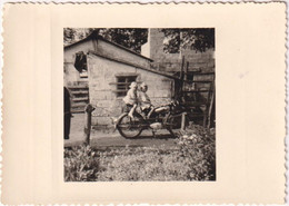 Kids On A Motorbike - Photo 10x7 - Motos