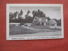 Denny's Motel  6 Miles West Of Albany  - New York > Albany        ref  4637 - Albany