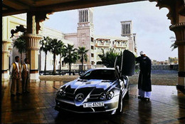 ► Auto MERCEDES-BENZ  - SLR  McLAREN  - DUBAI Hotel - Emirats Arabes Unis