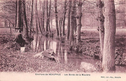 Neauphle Le Château        78       Les Bords De La Mauldre             (voir Scan) - Neauphle Le Chateau