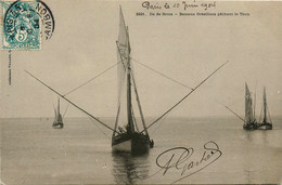 Ile De Groix * 1904 * Bateaux Grésillons Pêchant Le Thon * Pêche Thonnier * GROIX - Groix