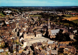 Ernée * Vue D'ensemble Aérienne * église Et Hôtel Des Postes - Ernee