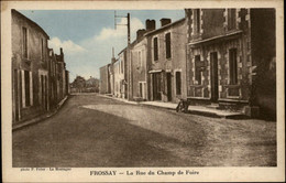 44 - FROSSAY - Rue Du Champ De Foire - Frossay