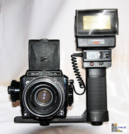 Camera ZENZA BRONICA 6x6 + Lens ZEZANON + FLASH - Analog - Fotoapparate