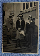 Photo 1942 Virton - Visite De La Princesse Joséphine-Charlotte Au Camp De L'O.R.A.F - Personnes Identifiées