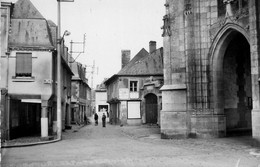 La Guerche De Bretagne * La Rue Du Cheval Blanc * Horlogerie Lunetterie JAMET - La Guerche-de-Bretagne