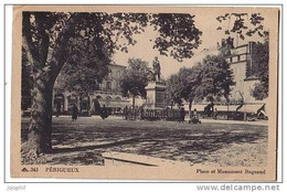 Périgueux - Place Et Monument Bugeaud - CAP N°242 - Circulé 1948 - Périgueux