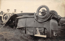 Rambouillet         78         Accident D'automobile. Carte Photo. Lire Le Texte.    (voir Scan) - Rambouillet