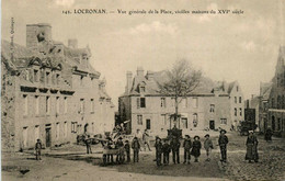 Locronan * Vue Générale De La Place Du Village * Villageois * Attelage - Locronan