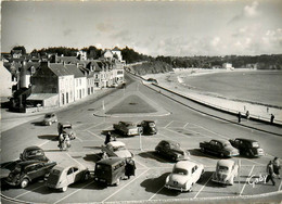 Morgat * Le Boulevard De La Plage * Automobile Voiture Ancienne * CITROEN 2CV - Morgat