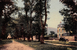 08 - Fumay - Promenade Baty - Voiture - Fumay