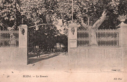 6368 CPA   BLIDA    La Remonte   (têtes De Cheval Sur Les Piliers)           (scan Recto-verso)  Algérie - Blida