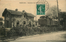 GARGAN  ARRIVEE DU TRAIN DE PARIS - Livry Gargan