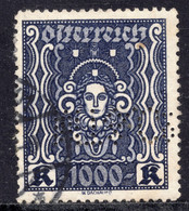 Austria 1922 -1924 - Symbols Of Art And Science - Perfin Stamp "MT&C" - Sonstige & Ohne Zuordnung