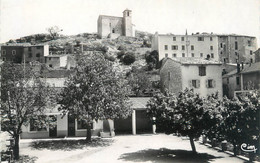 CPSM FRANCE 83 " Comps Sur Artuby, Les Templiers Et L'école" - Comps-sur-Artuby