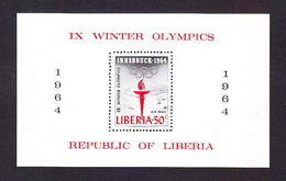 TIMBRE BLOC FEUILLET . . . . . . . . . . . . . . LIBERIA JEUX OLYMPIQUES 1964 INNSBRUCK HIVER - Liberia