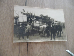 Carte Photo Militaire Militaria Canon Boche Pris Par Les Australiens Et Exposé à La Gare Du Champ De Mars 1918 - War 1914-18