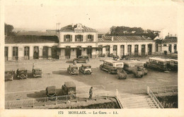 Morlaix * La Gare * Le Parvis * Automobile Voiture Ancienne * Bus Autobus - Morlaix