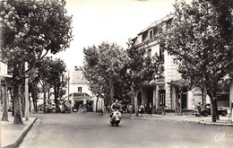 17-CHATELAILLON- L'HÔTEL MAJESTIC ET RUE CARNOT - Châtelaillon-Plage