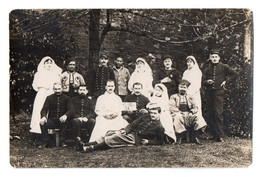 CPA 3075 - MILITARIA - Carte Photo Militaire - Hopital - Un Groupe De Blessés ( Dont 2 Zouaves ) & Infirmières - Personajes