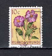 RUANDA-URUNDI   N° 177    OBLITERE   COTE 0.15€    FLEUR - Usados