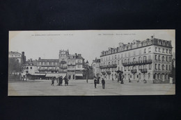 FRANCE - Carte Postale En 2 Volets De Trouville - Place De L 'Hôtel De Ville - L 87596 - Trouville