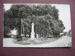 CPA PHOTO 39 GENDREY Monument Aux Morts RARE PLAN ? 1950 Canton AUTHUME - Gendrey