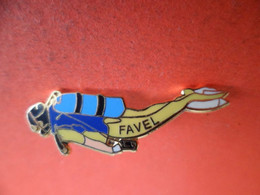 Pins émail Sport Plongée Plongeur - FAVEL - Diving