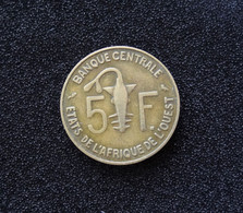 Banque Centrale Des Etats D'Afrique De L'Ouest 5 Francs 1960 CBL Blazor - Africa Oriental Y Protectorado De Uganda