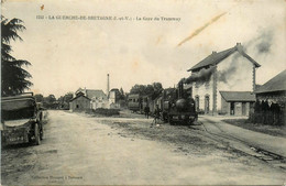 La Guerche De Bretagne * La Gare Du Tramway Tram * Locomotive * Ligne Chemin De Fer * Automobile Voiture Ancienne - La Guerche-de-Bretagne