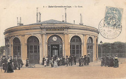 St Germain En Laye          78         Extérieur De La Gare.   Colorisée  (voir Scan) - St. Germain En Laye