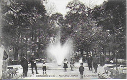 Dunkerque - Place De La Marine : Les Jet D'eau ( Personnages) - Dunkerque