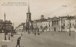 MOLENBEEK-PLACE DE LA DUCHESSE-EGLISE SAINTE BARBE-HOSPICE-COIFFEUR-BRASSERIE SAINTE BARBE-GEMEENTESCHOOL - Molenbeek-St-Jean - St-Jans-Molenbeek