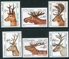BULGARIA 1987 Deer MNH / **. .  Michel 3574-79 - Unused Stamps