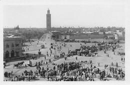 Maroc - MARRAKECH - Place Djemaa-El-Fna Et La Koutoubia - Marrakesh