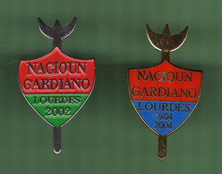 TAUROMACHIE - CORRIDA *** NACIOUN GARDIANO LOURDES *** Lot De 2 Pin's Different *** 5025 (10-2) - Tauromachie - Corrida