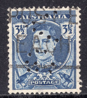 Australia  1942 - Perfin "VC." - Perforés