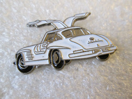 PIN'S   MERCEDES  300 SL GULLWING - Mercedes