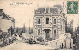 86-VICS-SUR-CARTEMPE- LA VILLA DES ILES ET LE RUE DU PONT - Autres & Non Classés