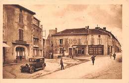 87-CHALUS- PLACE DE LA FONTAINE - Chalus