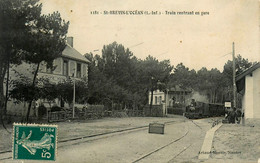 St Brévin L'océan * Train Rentranbt En Gare * Locomotive Machine * Ligne Chemin De Fer - Saint-Brevin-l'Océan