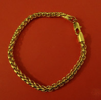 Bracelet Maille Ronde En Métal Doré De Belle Qualité (C) - Armbänder