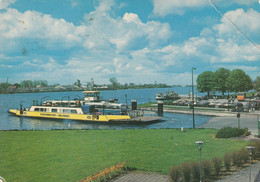 Veerboot Schoonhoven - Gelkenes, Met Autobussen Van 'Twee Provinciën' (kleine Vouwen Aan De Hoeken) - Schoonhoven