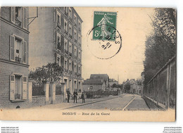 CPA 93 Bondy Rue De La Gare - Bondy