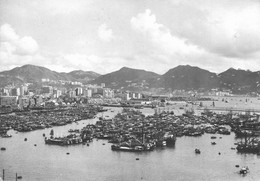 M012234 "HONG KONG-A VIEW OF THE BAY" PANORAMA-VERA FOTO-CART SPED 1964 - Chine (Hong Kong)