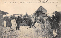 Châlons Sur Marne . Le Camp          51       Arrivée Des Blessés En Gare     (voir Scan) - Camp De Châlons - Mourmelon