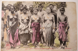 C. P. A. Couleur : LAOS : Types De La Région De SAVANNAKHET, Femmes Aux Seins Nus, En 1921, SUPERBE - Laos