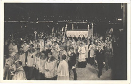 * T2 1938 Budapest XXXIV. Nemzetközi Eucharisztikus Kongresszus, Körmenet A Dunánál Este - Unclassified