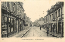 CHATEAUMEILLANT RUE SAINT GENEST LE DEBIT DE TABAC - Châteaumeillant