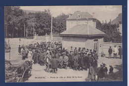 CPA [15] Cantal Massiac Non Circulé Poids De Ville - Other & Unclassified